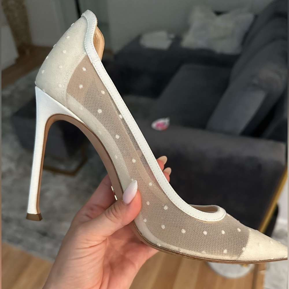 Beautiful Dior shoes wearing one time
